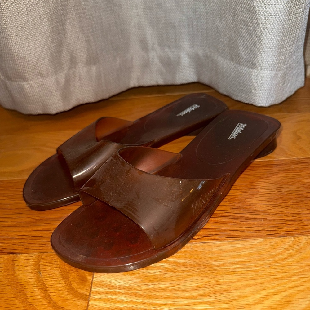 Melissa Jelly Slides